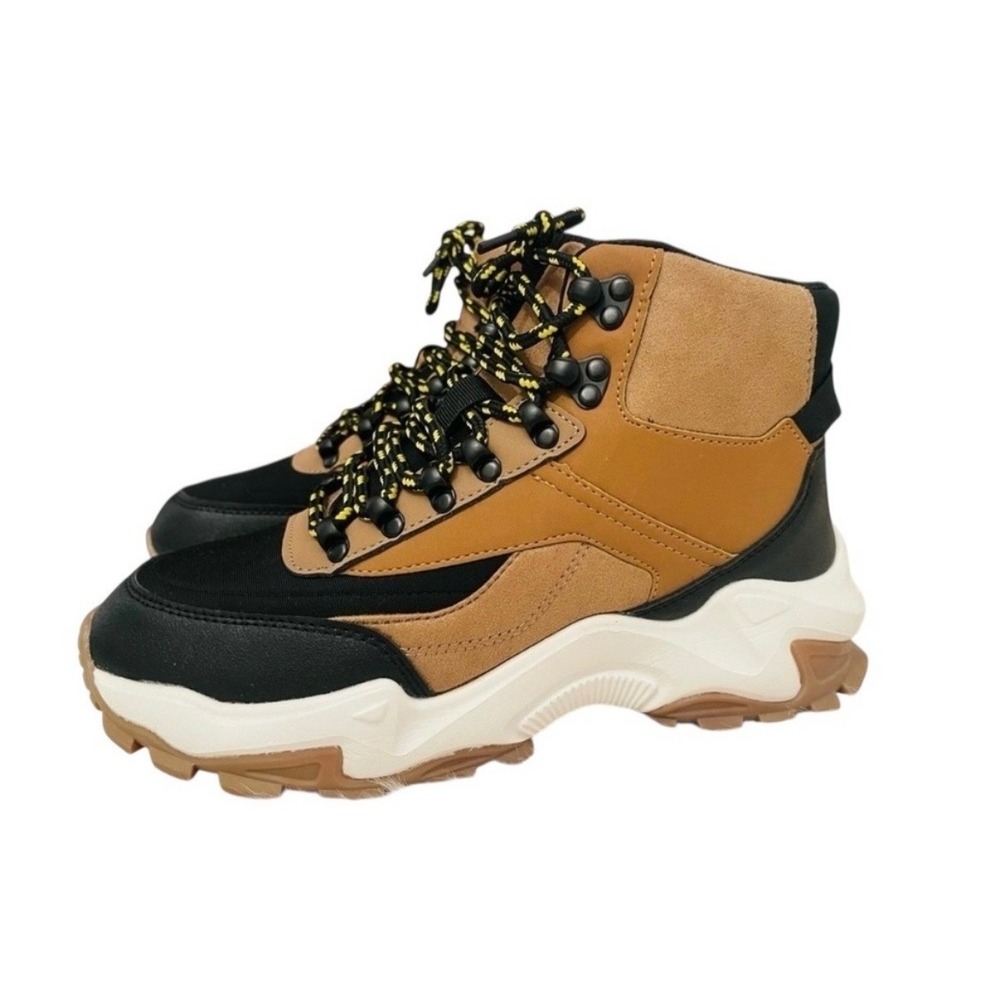 NEW Ardene Memory Foam Winter Boots Size 7 Tan Black Water Resistant -20C